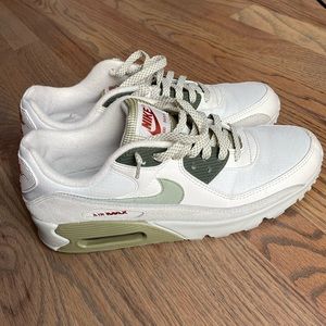 Nike Air Max 90 - Size 11
